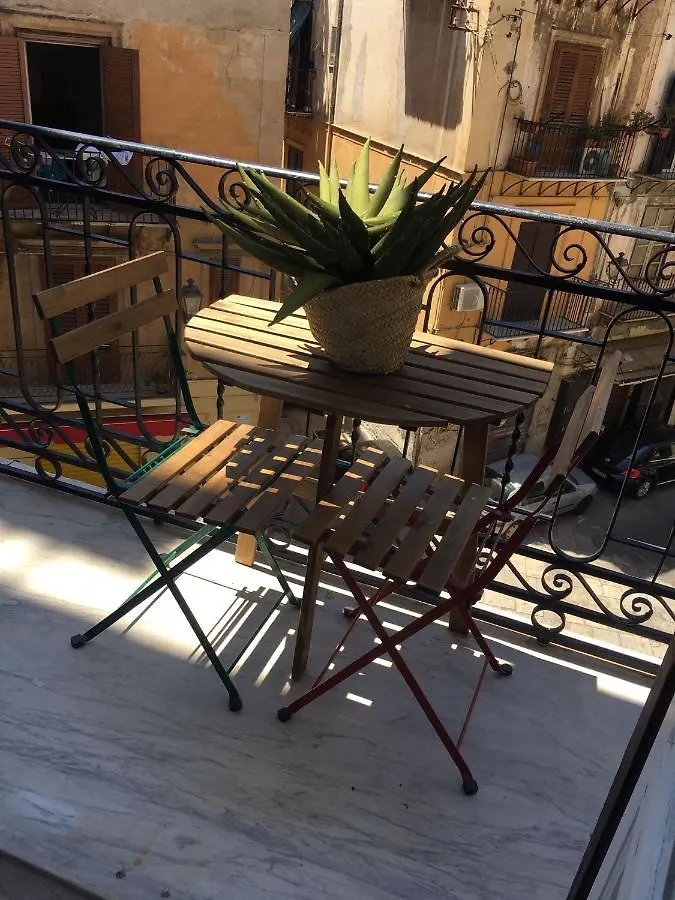 Suiteinpalermo - Case Vacanze Nel Centro Storico 0*, Palermo